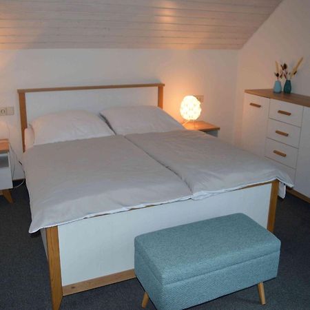 Fewo-Alb-Traum Erkenbrechtsweiler Buitenkant foto